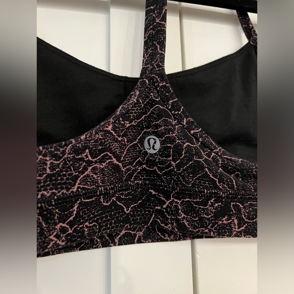 Lululemon Sports Bra - Picture 4 of 7
